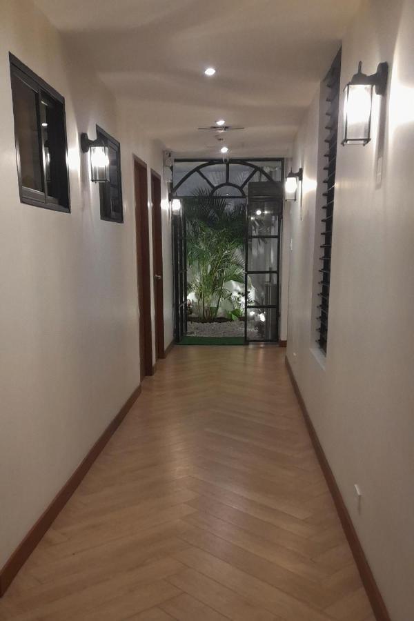 Aurora Suites Pasay Exterior foto